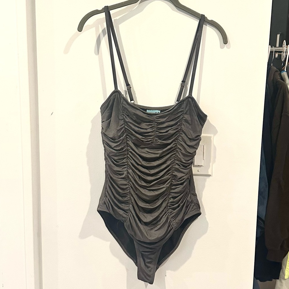 Letarde Maui Hawaii Slate Gray Ruched One Piece Swimsuit Size Large